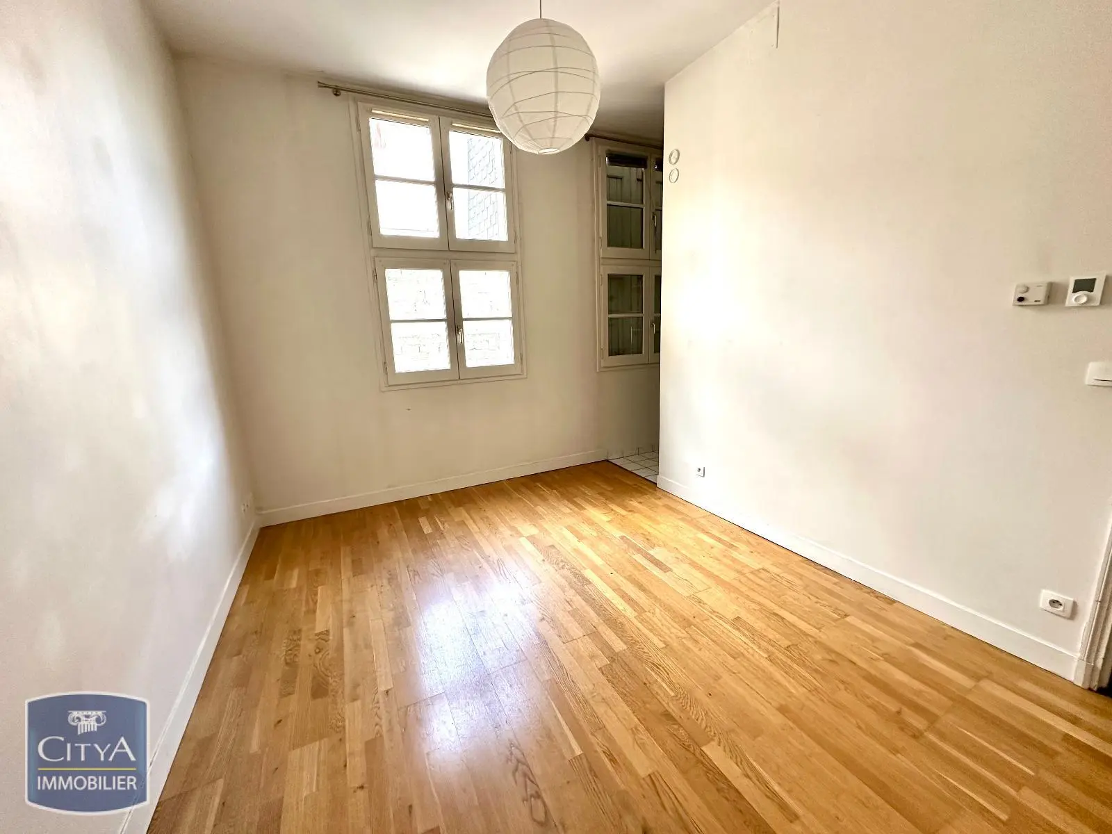 Photo 1 Appartement 1 pièce 20.87m²
