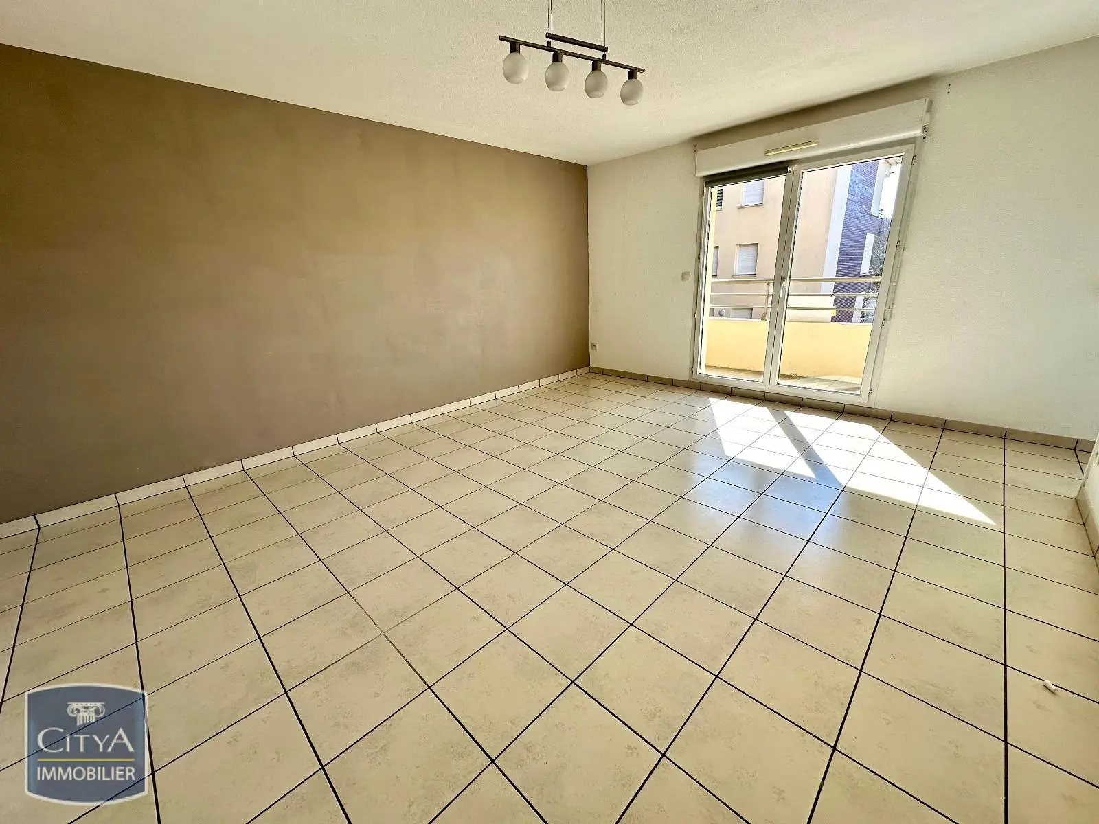 Photo 2 Appartement 2 pièces 46.87m²