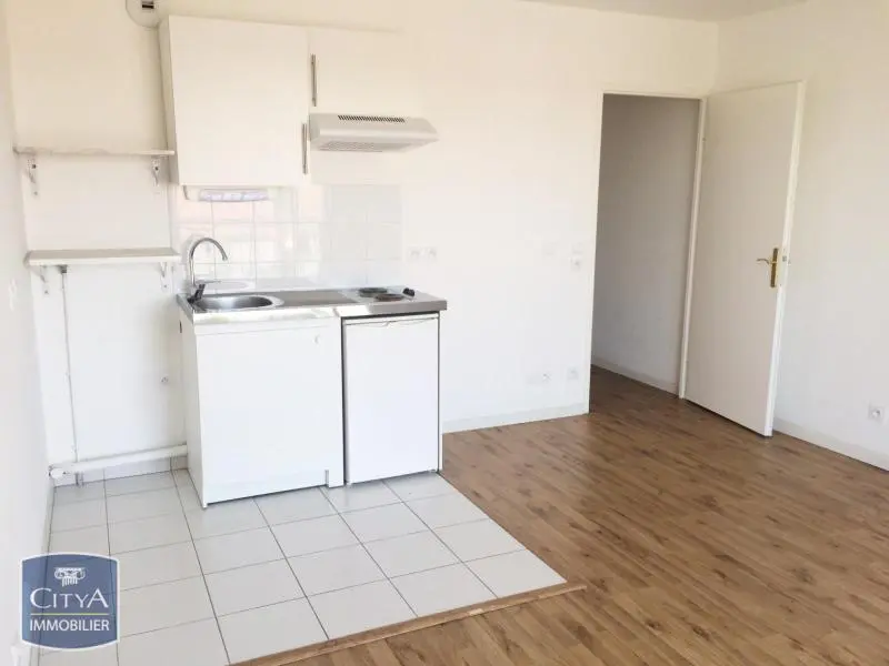 Photo 3 Appartement 1 pièce 27.41m²
