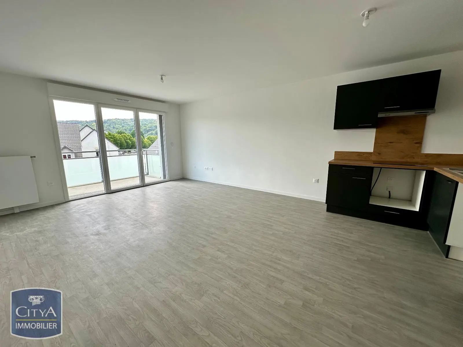 Photo 2 Appartement 4 pièces 80.48m²