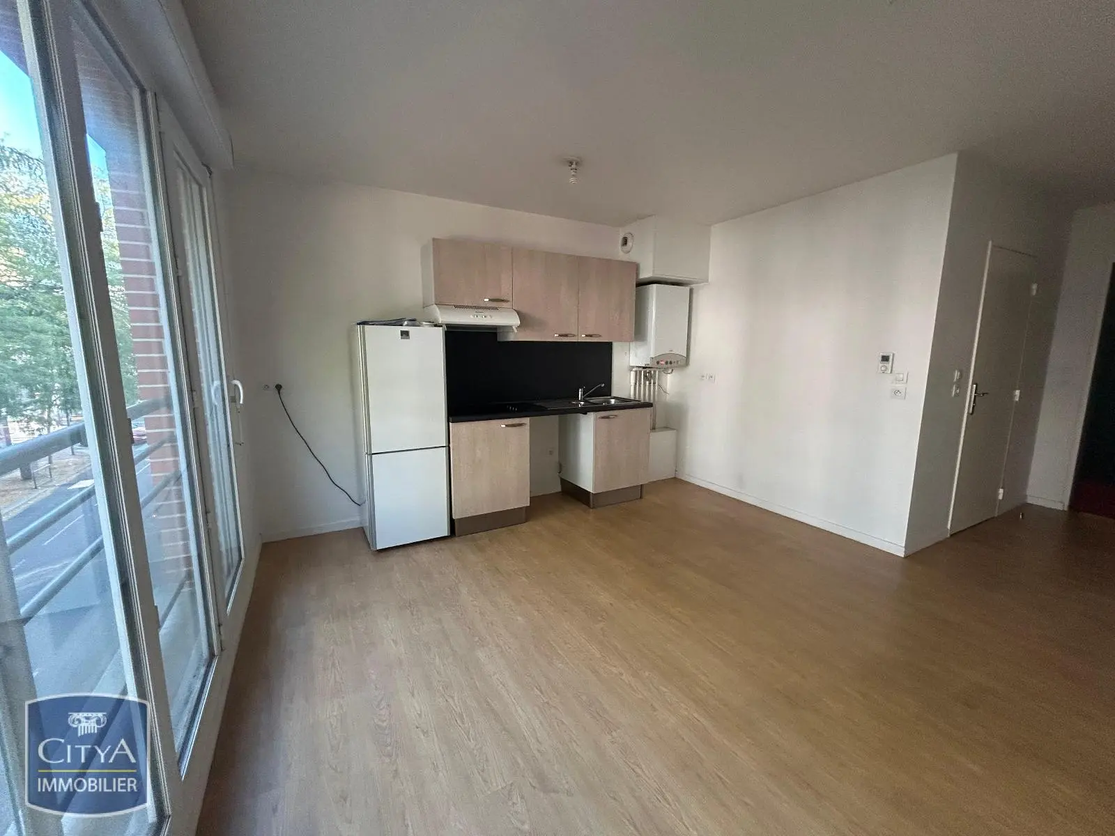 Photo 2 Appartement 1 pièce 24.6m²
