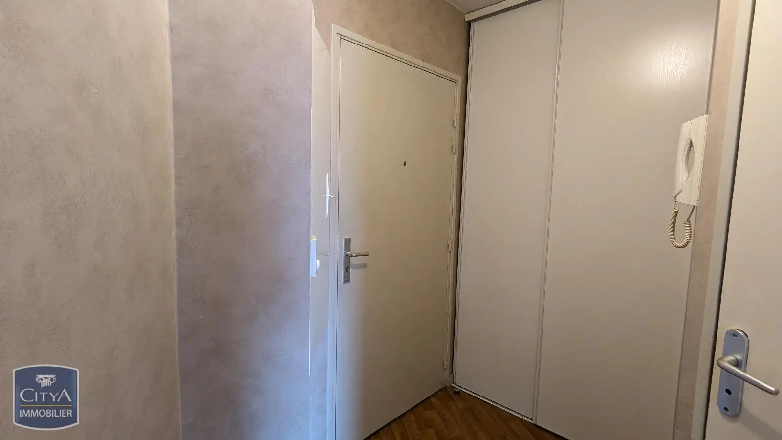 Photo 8 Appartement 1 pièce 24.12m²
