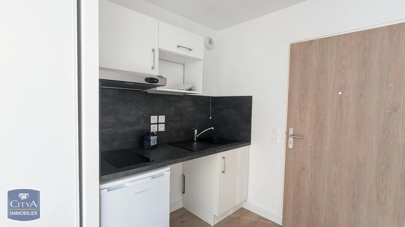 Photo 6 Appartement 1 pièce 33.16m²