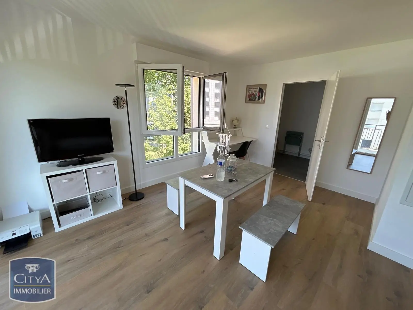 Photo 2 Appartement 1 pièce 33.16m²