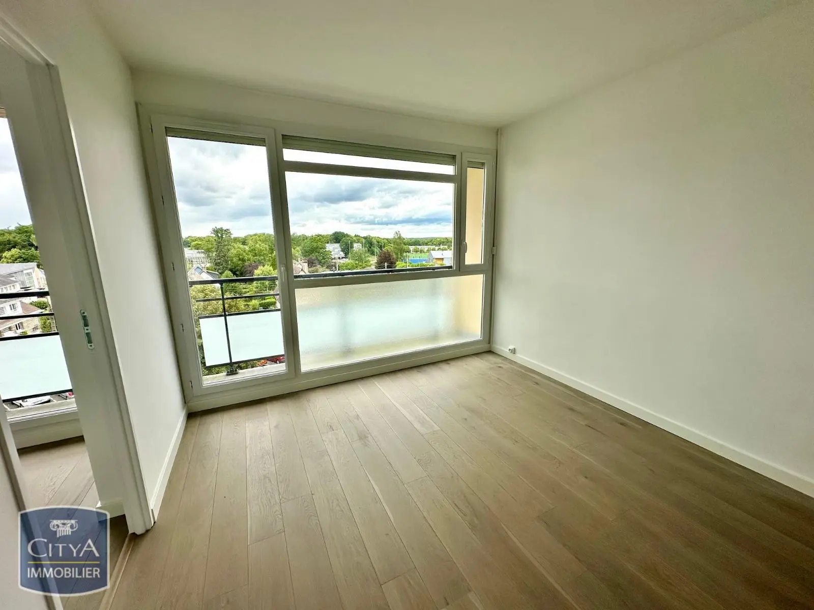 Photo 2 Appartement 4 pièces 74m²