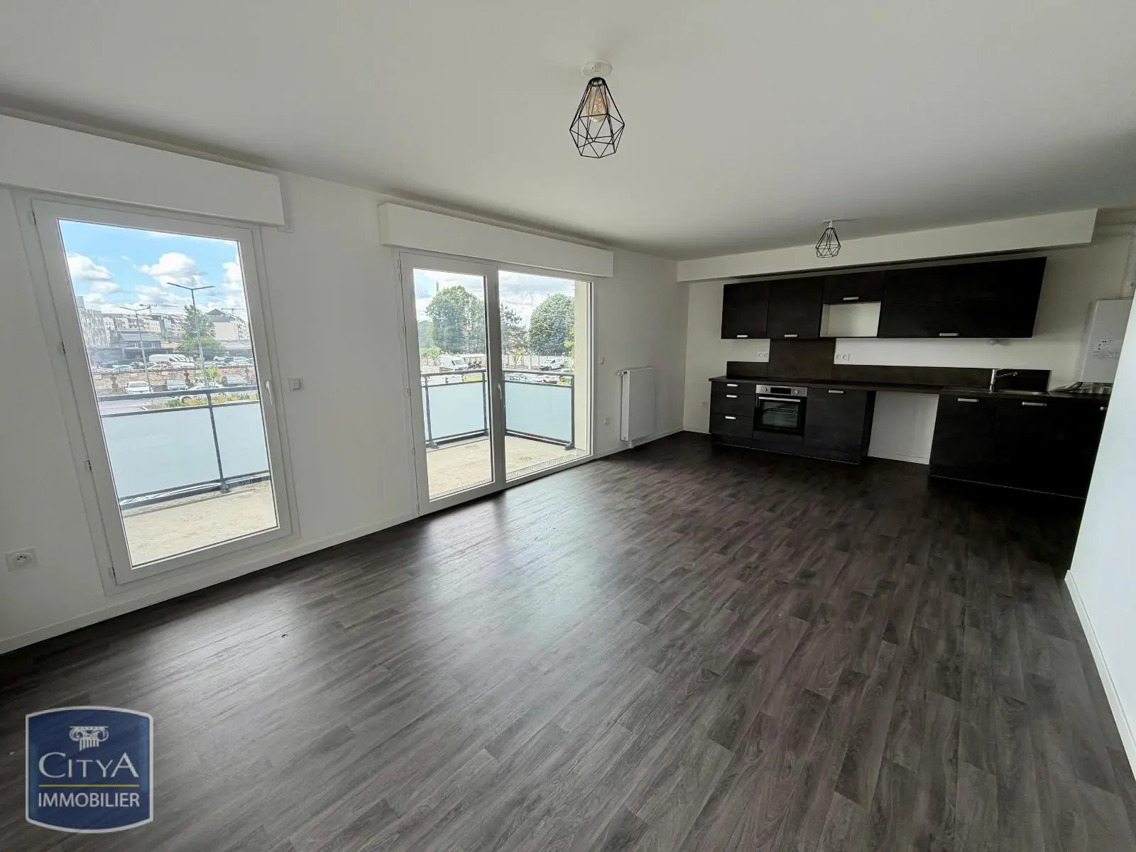 Photo 1 Appartement 4 pièces 81.76m²