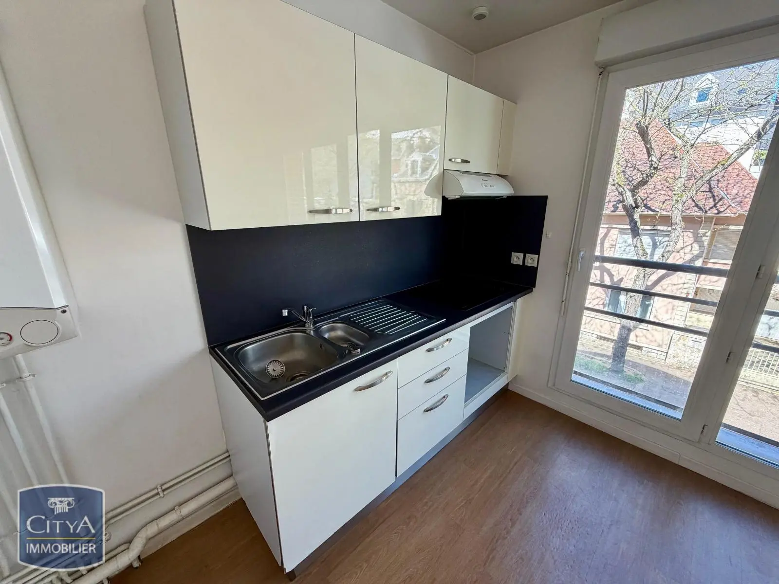 Photo 3 Appartement 1 pièce 24.1m²