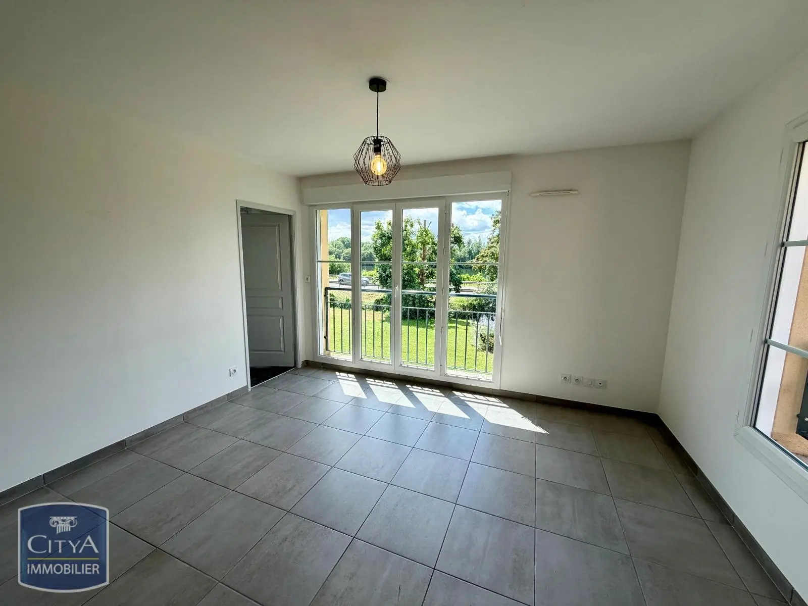 Photo 2 Appartement 3 pièces 55.64m²