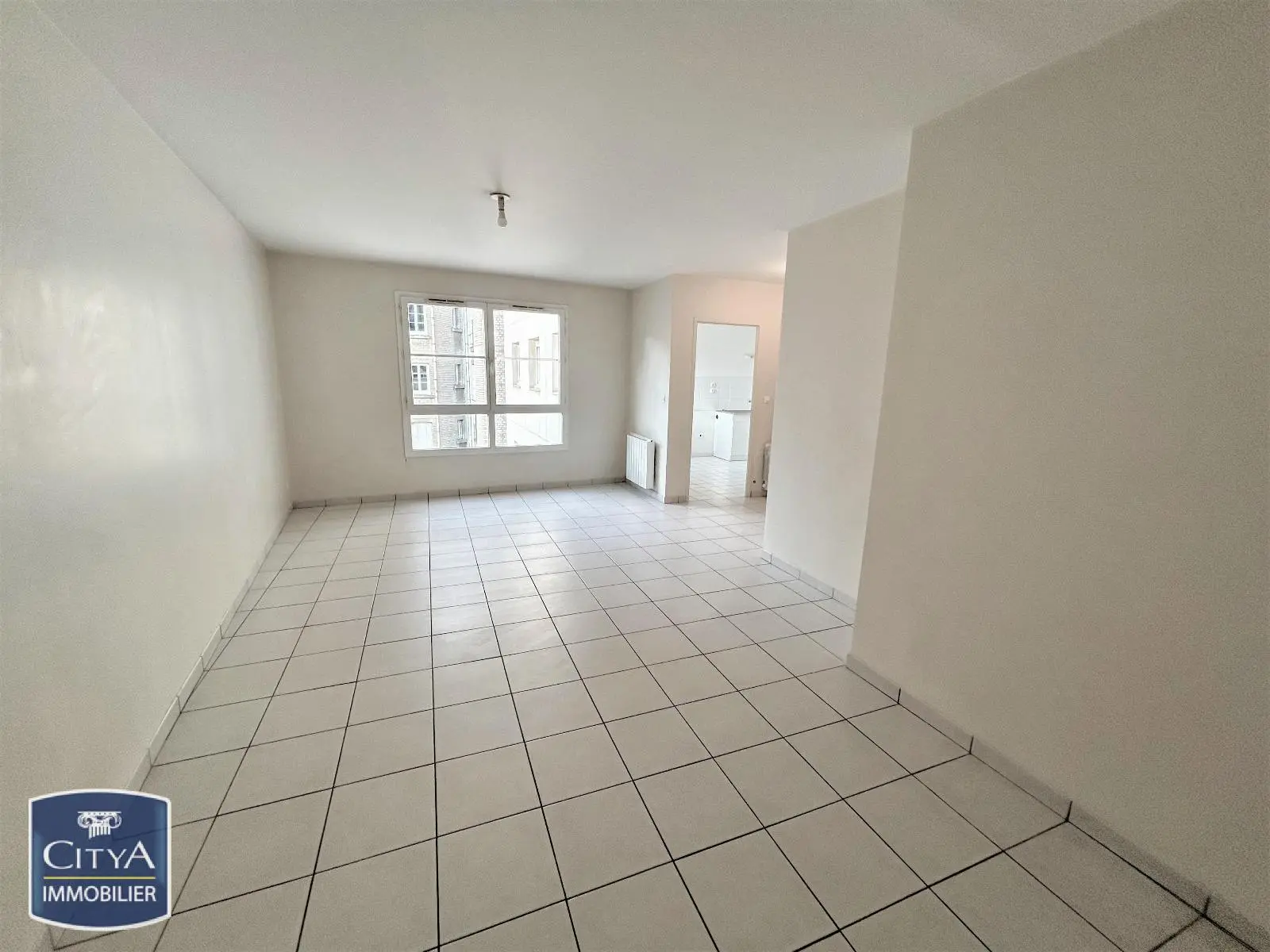 Photo 3 Appartement 5 pièces 107.36m²