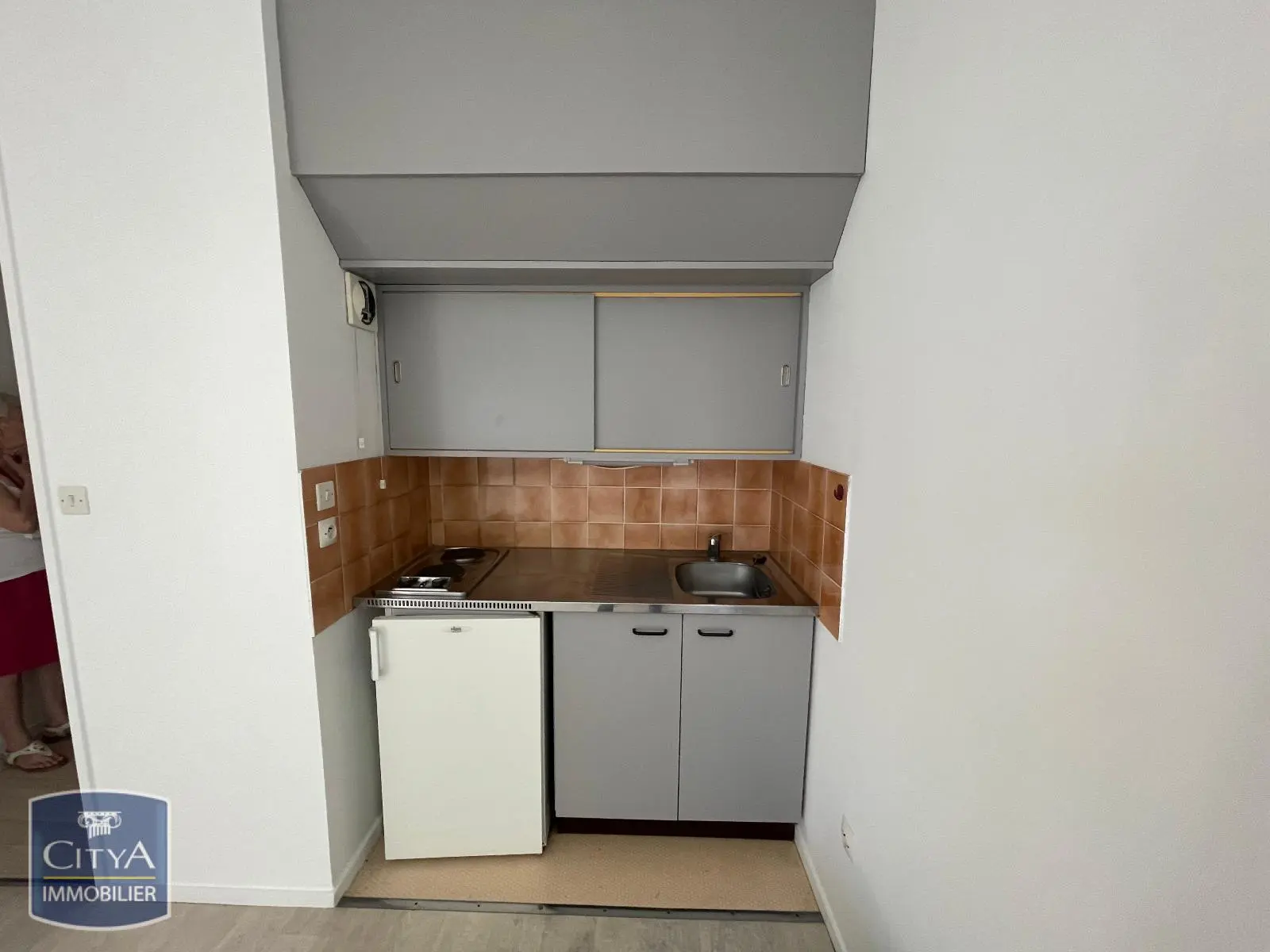 Photo 2 Appartement 1 pièce 20.31m²