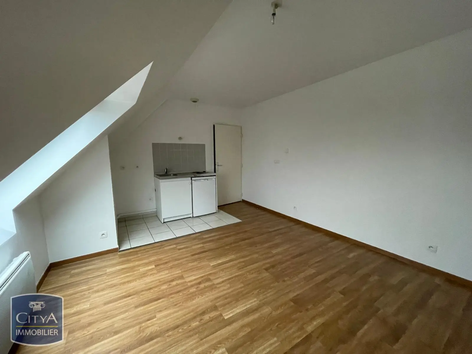 Photo 2 Appartement 1 pièce 23.42m²