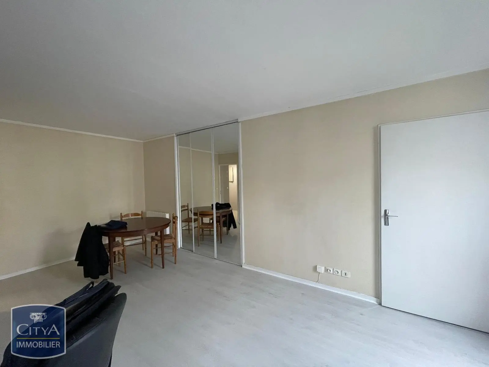 Photo 2 Appartement 2 pièces 43m²