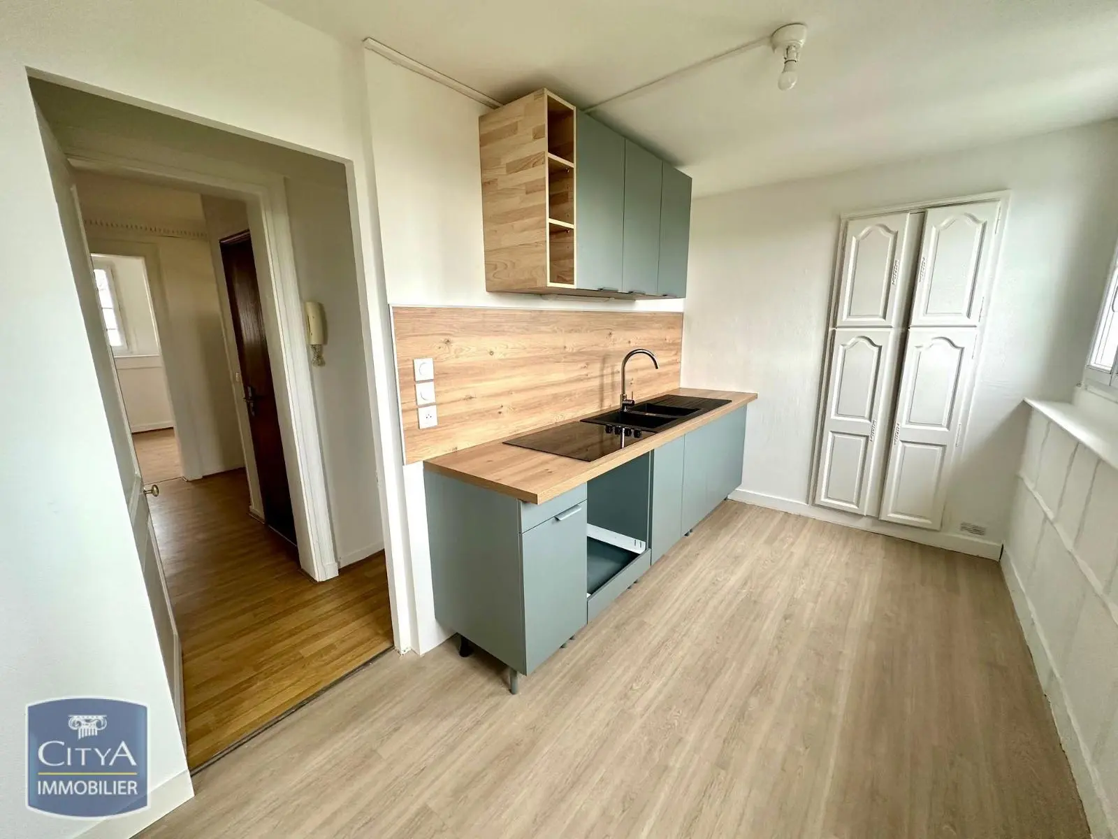 Photo 6 Appartement 5 pièces 111.37m²
