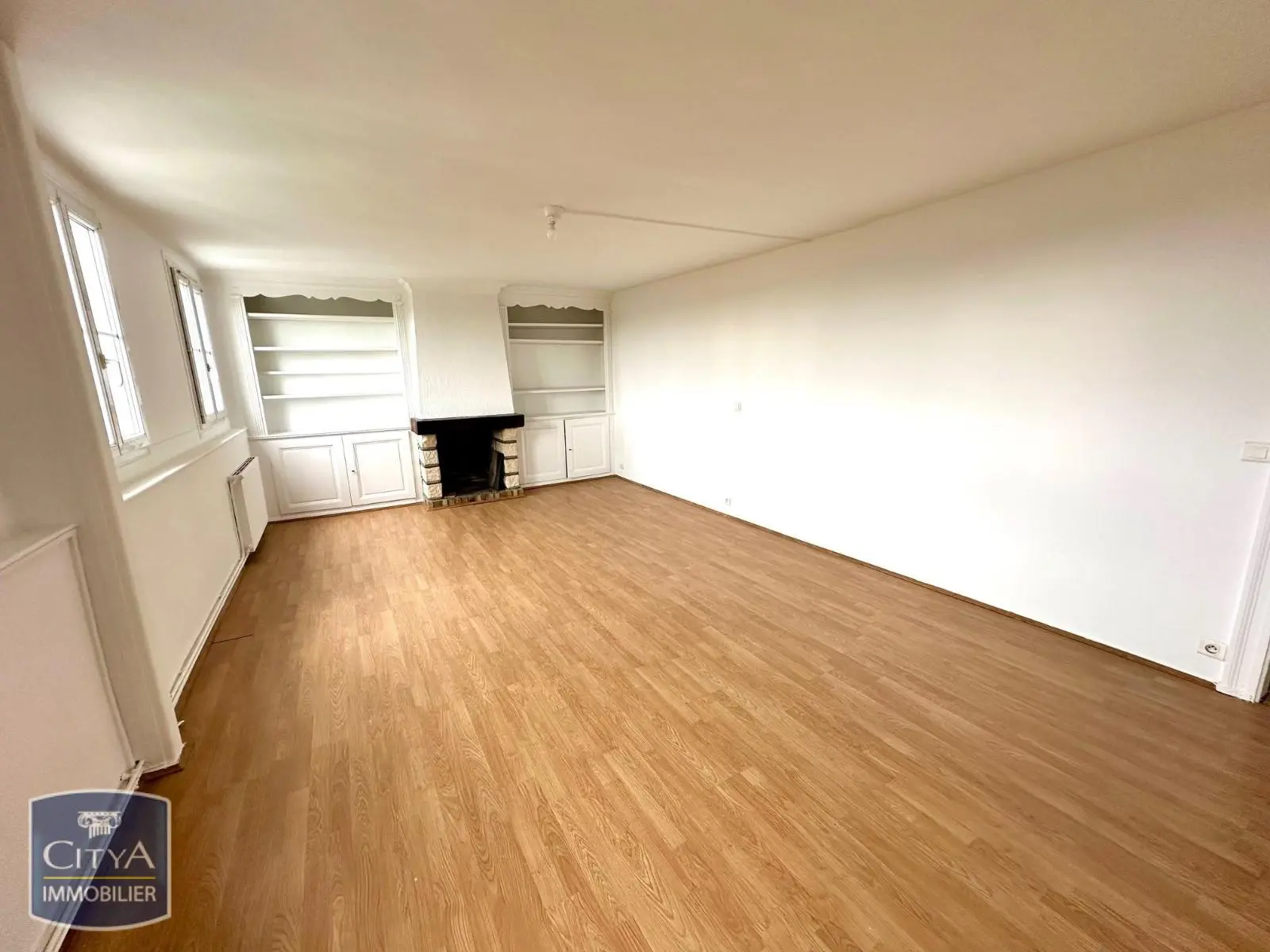Photo 2 Appartement 5 pièces 111.37m²