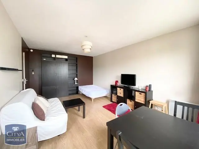 Photo 2 Appartement 1 pièce 31.94m²