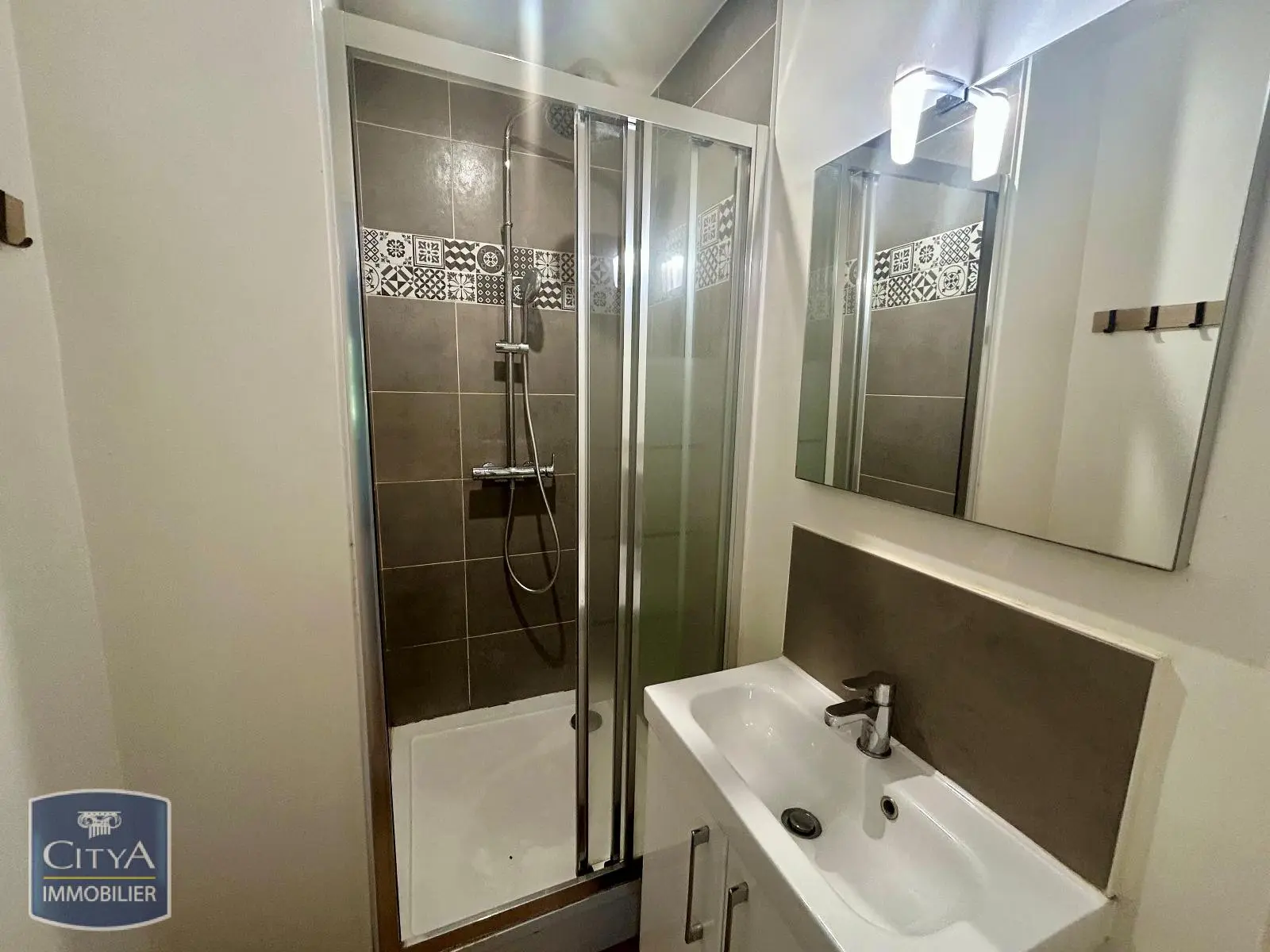Photo 2 Appartement 1 pièce 12m²