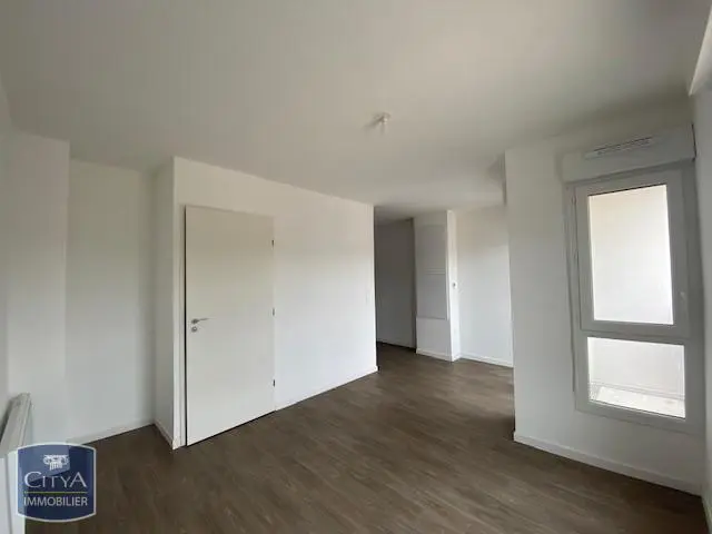 Photo 2 Appartement 1 pièce 26.68m²