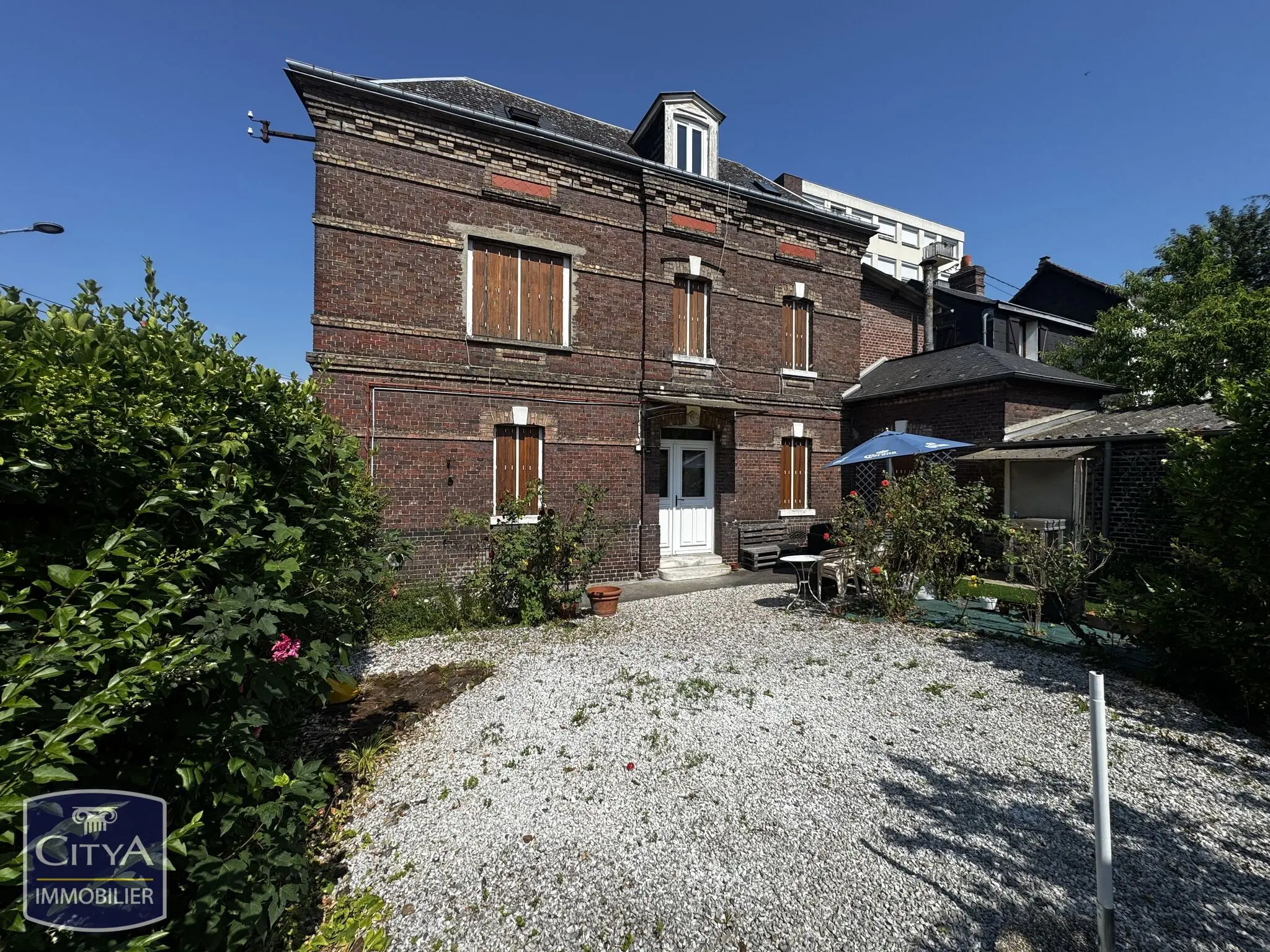 Photo 1 Maison 5 pièces 124m²