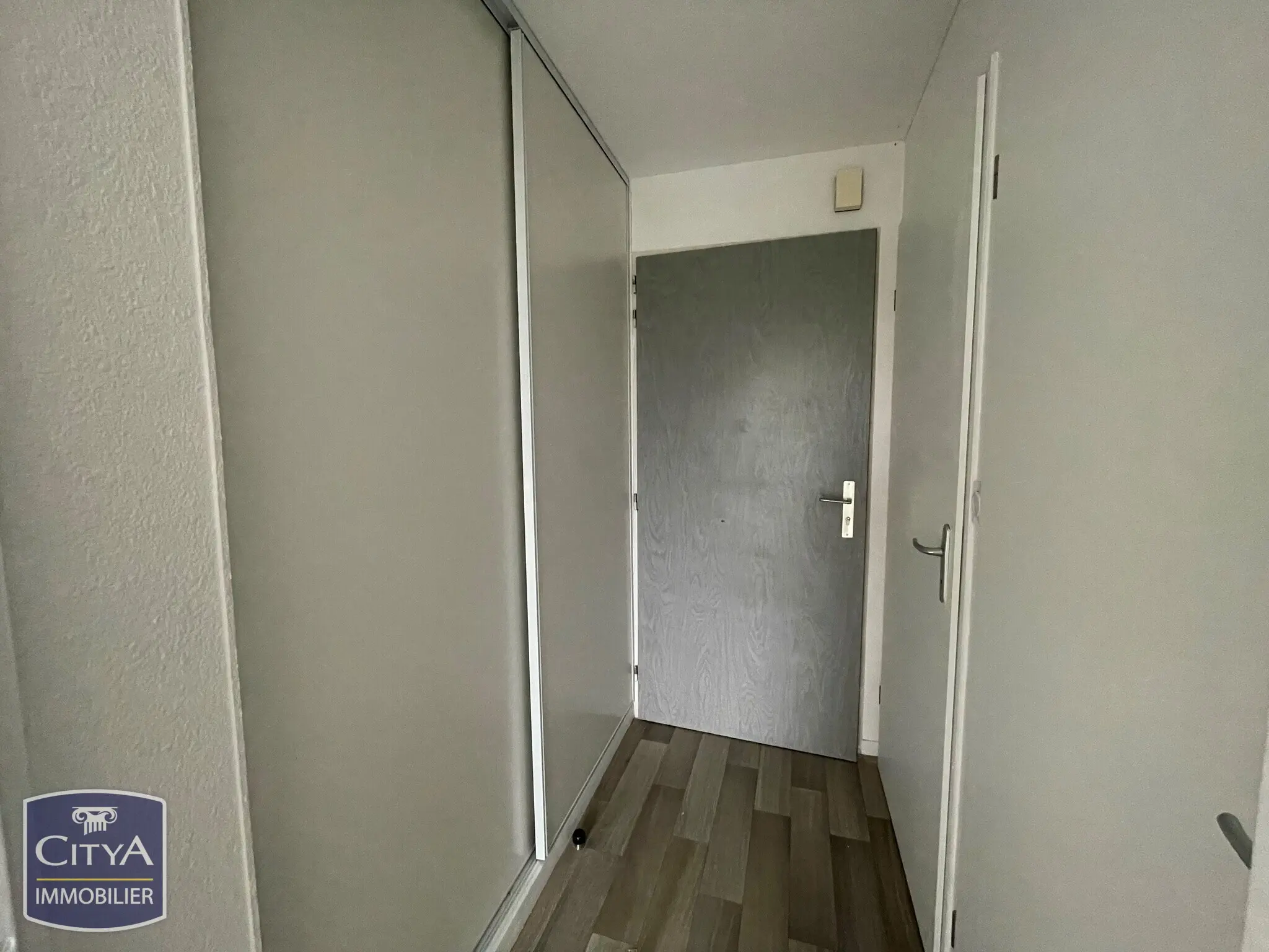 Photo 4 Appartement 1 pièce 18.86m²