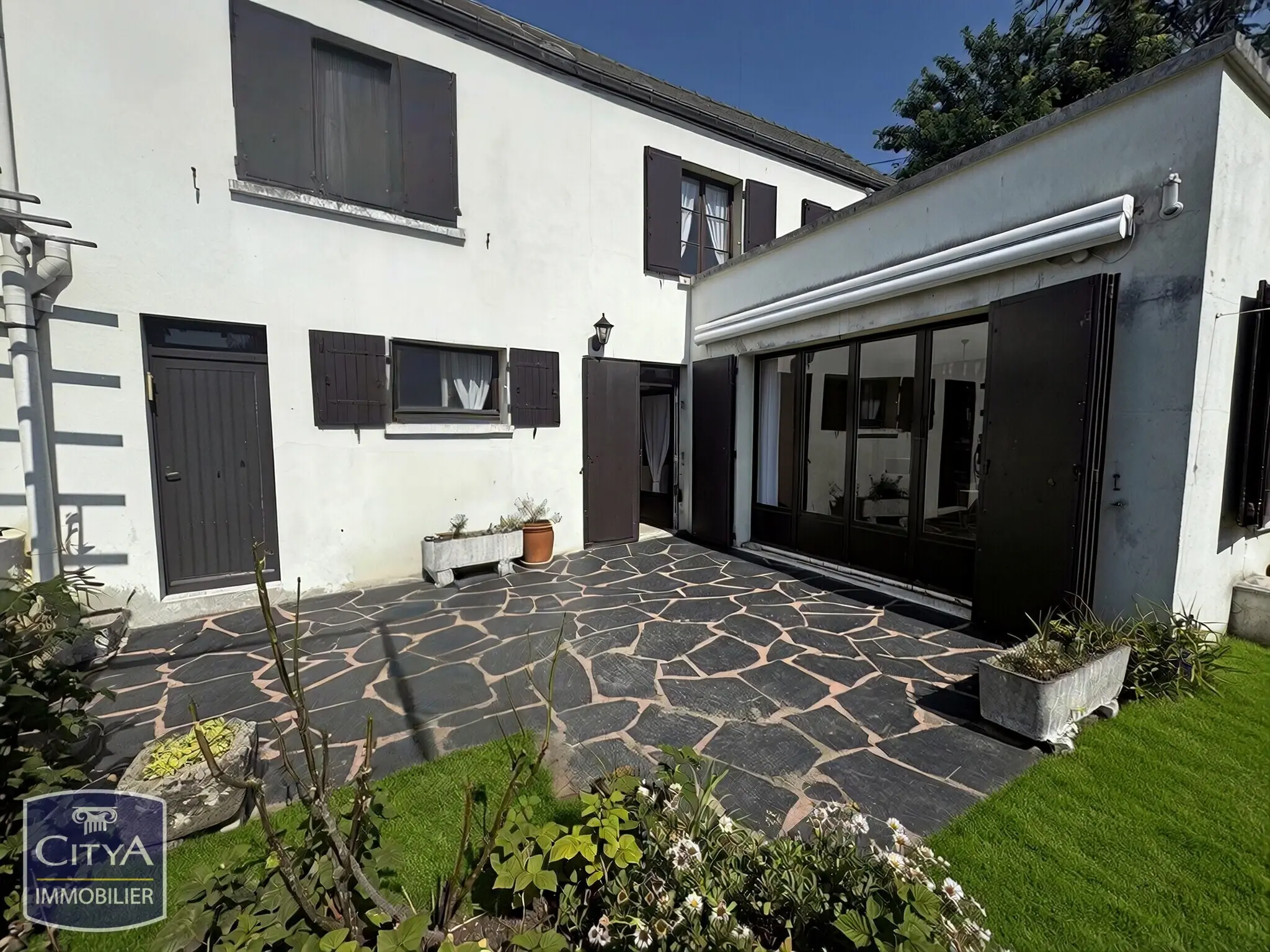 Photo 1 Maison 5 pièces 117m²