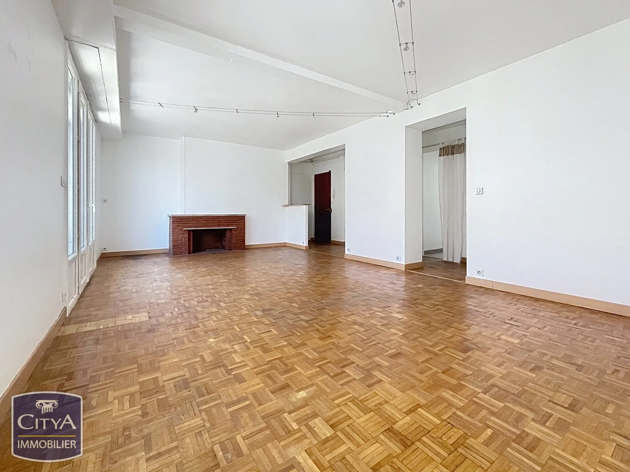 Photo 1 Appartement 4 pièces 101m²