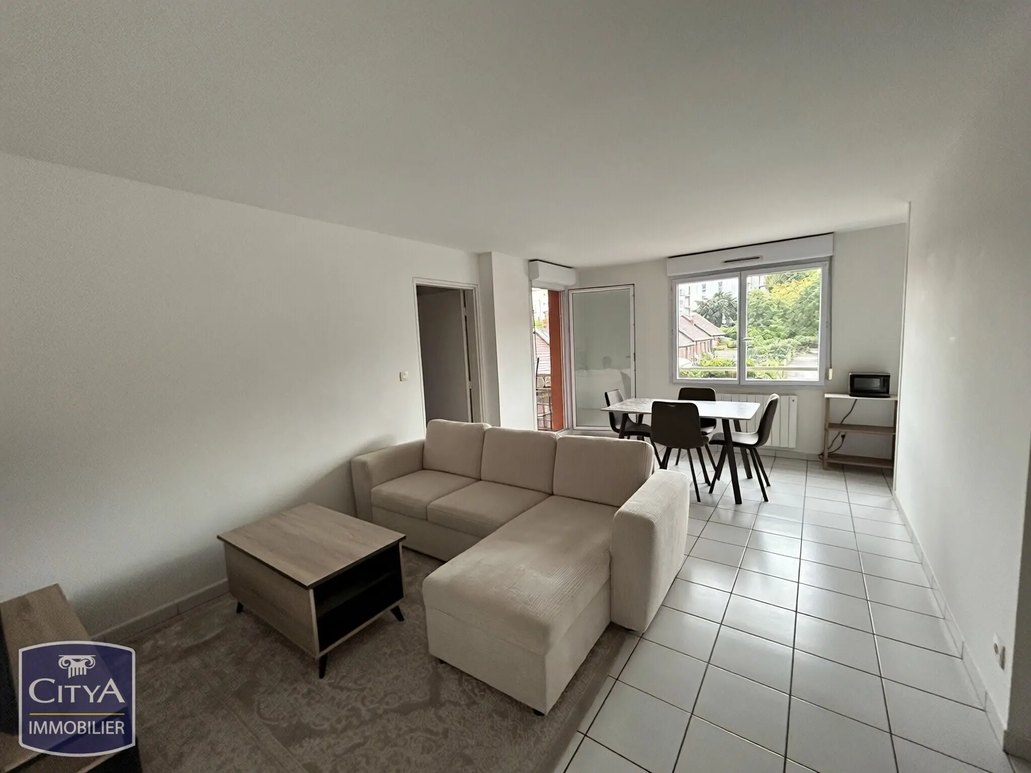 Photo 1 Appartement 2 pièces 56.32m²