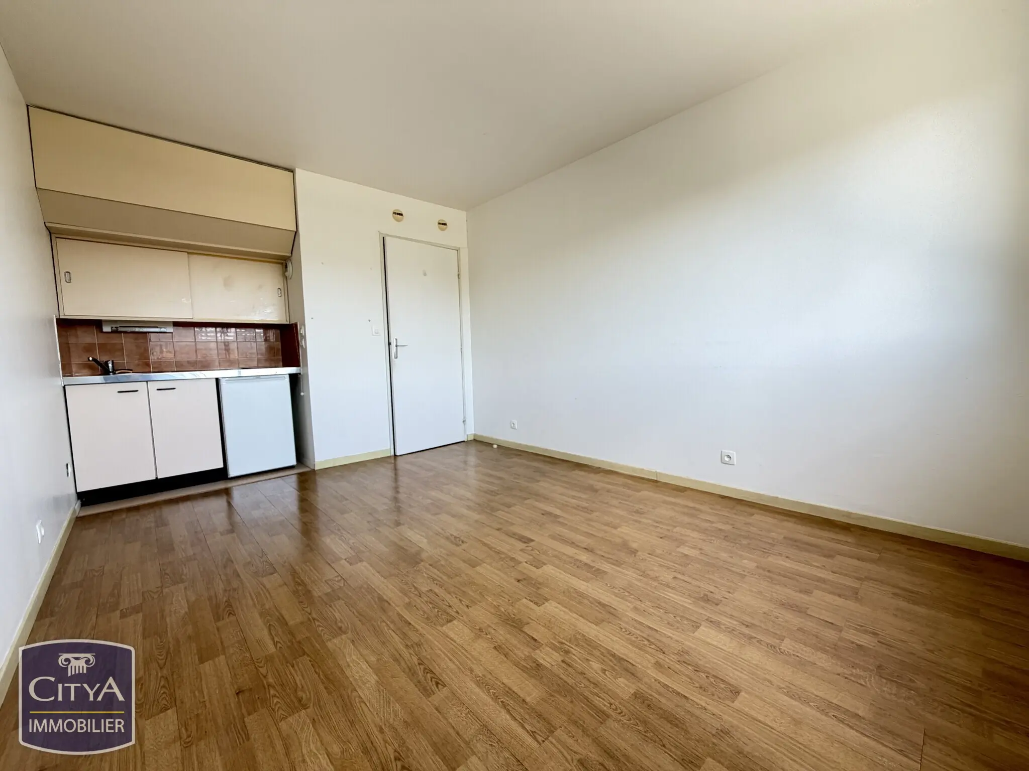 Photo 2 Appartement 1 pièce 20m²
