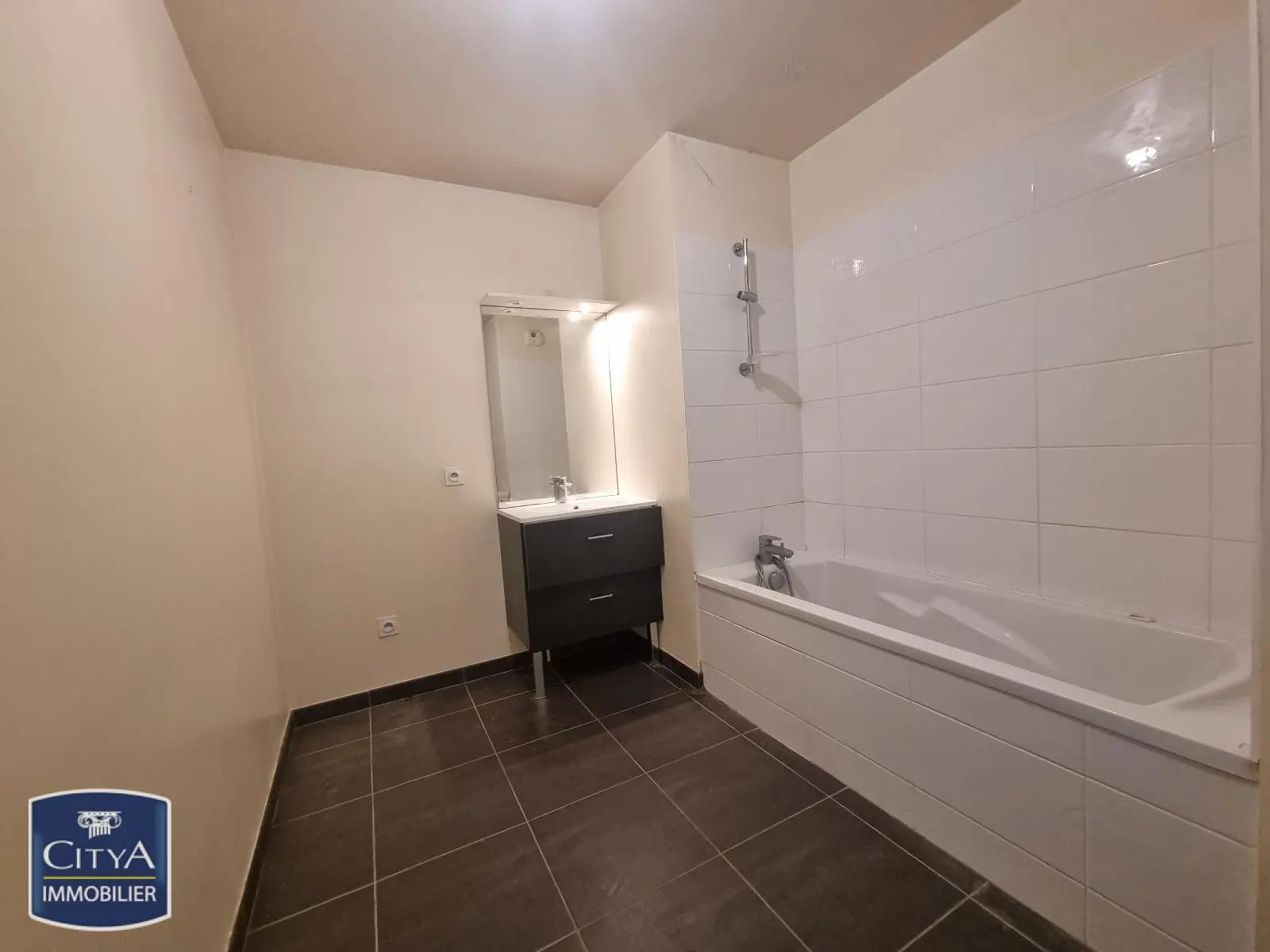 Photo 4 Appartement 1 pièce 31.62m²