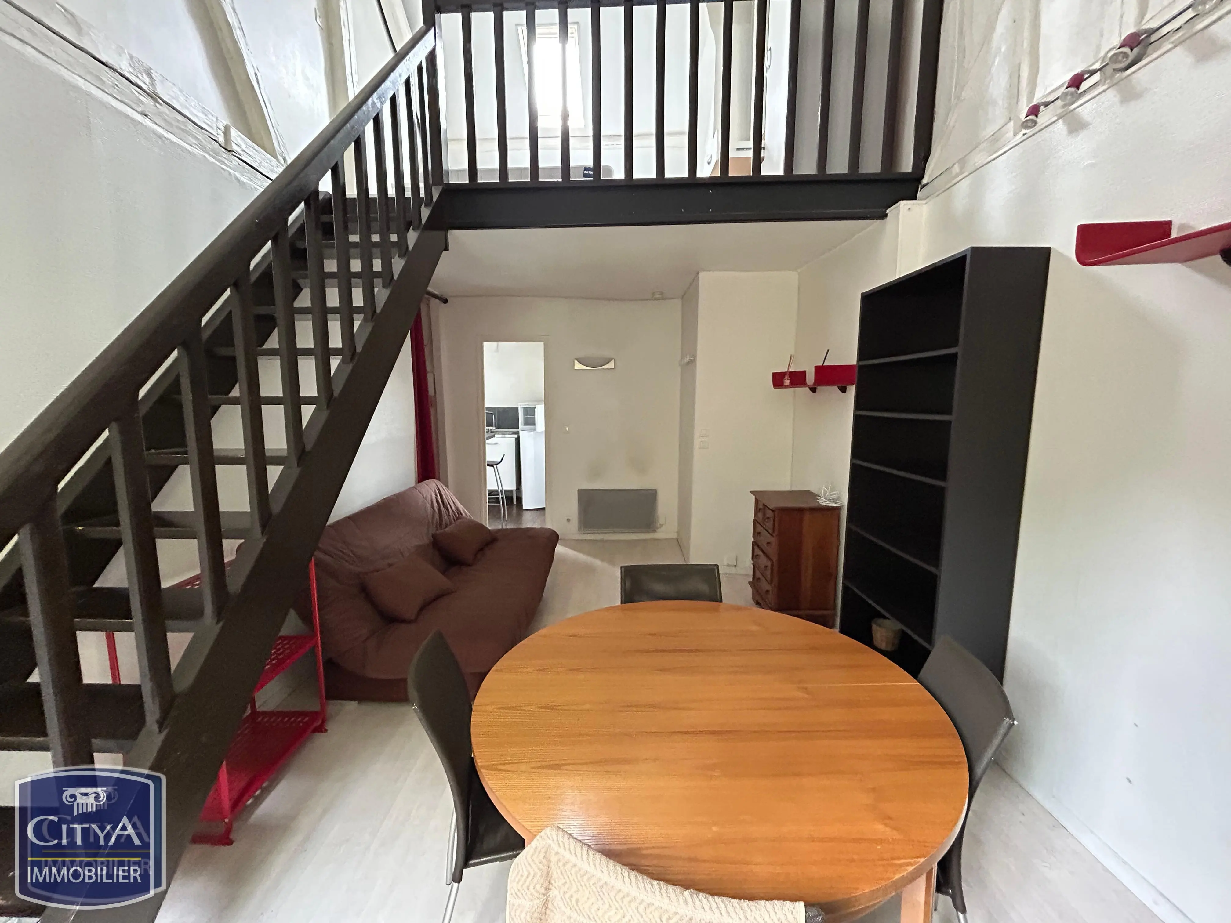 Photo 2 Appartement 1 pièce 30m²