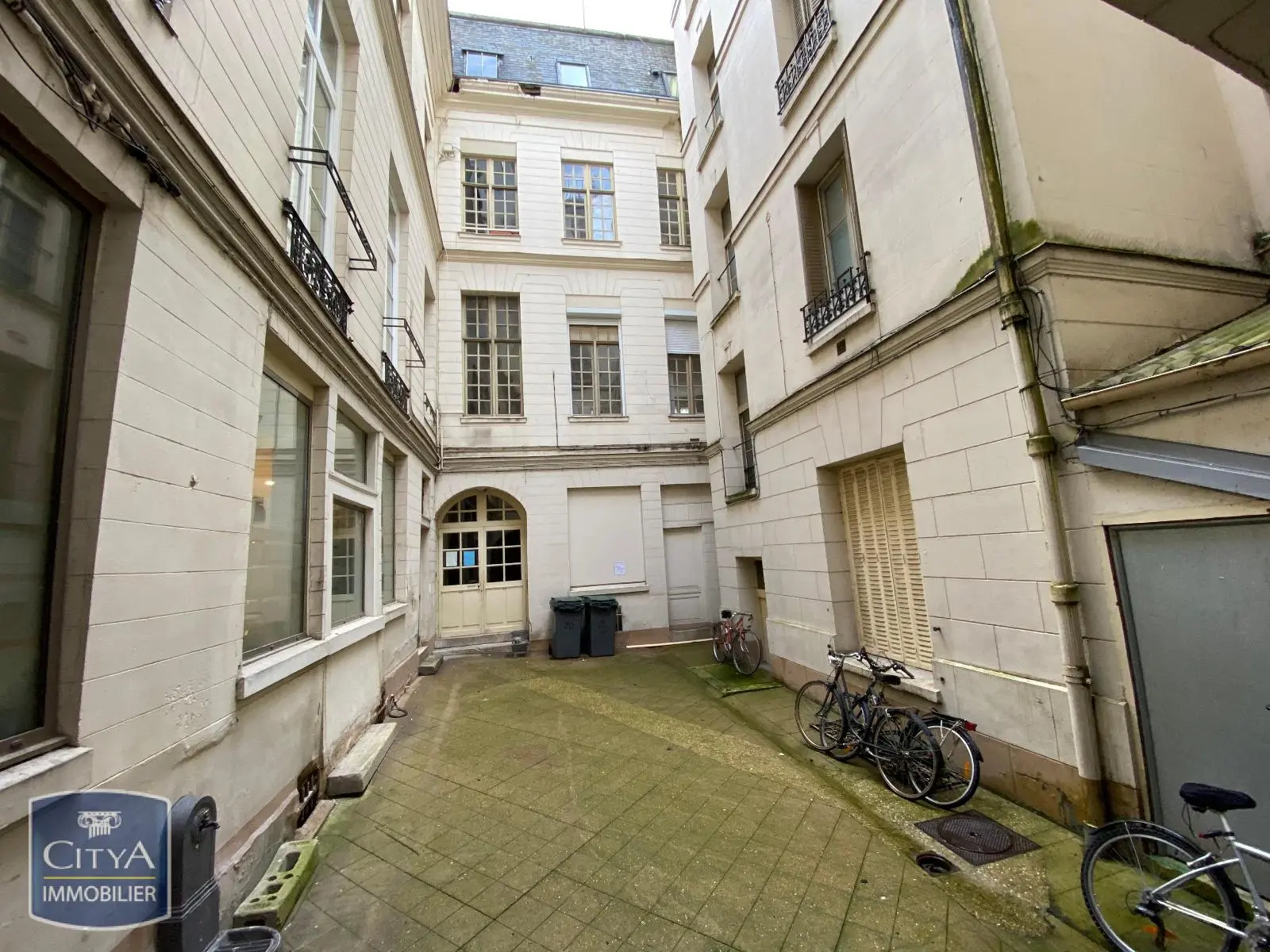 Photo 2 Appartement 1 pièce 19.41m²