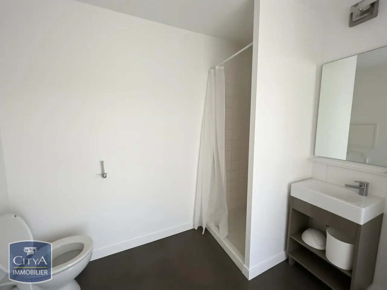 Photo 2 Appartement 1 pièce 30.75m²