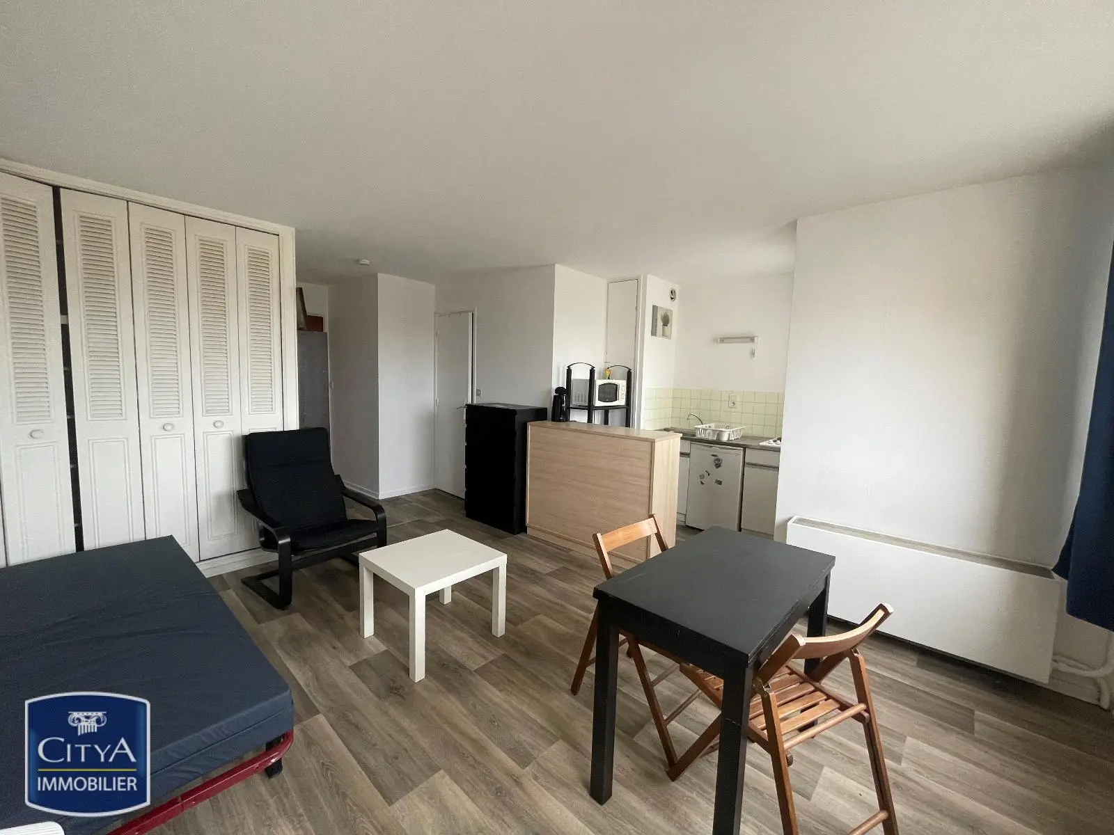 Photo 2 Appartement 1 pièce 26m²