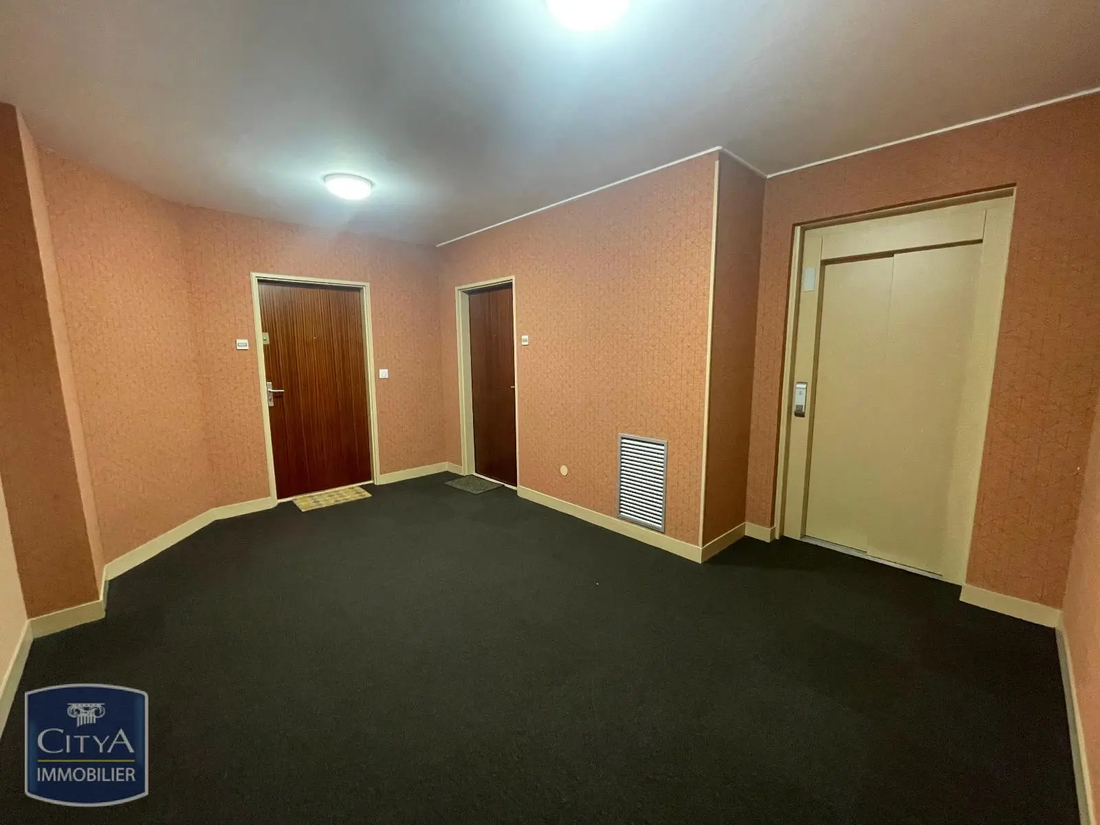 Photo 7 Appartement 1 pièce 32.73m²