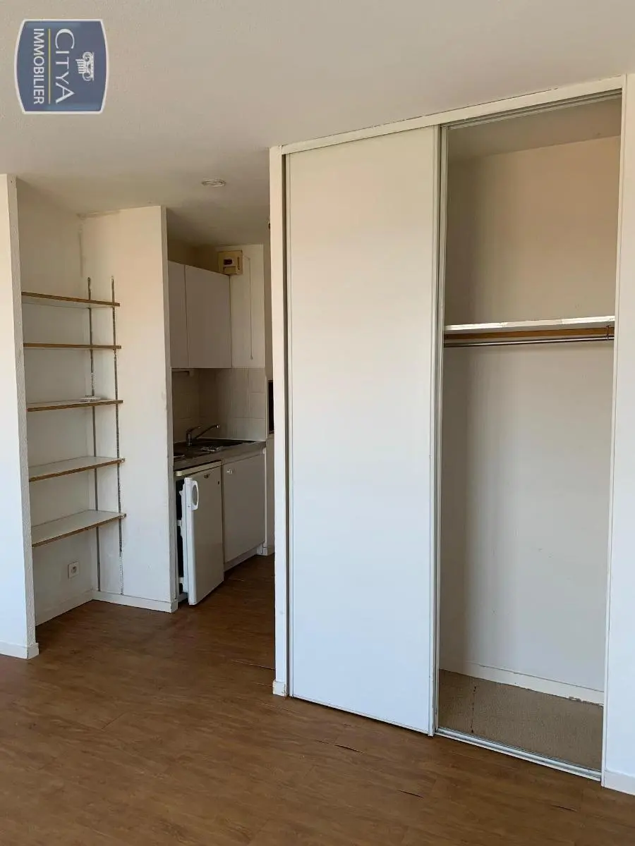 Photo 4 Appartement 1 pièce 20.84m²