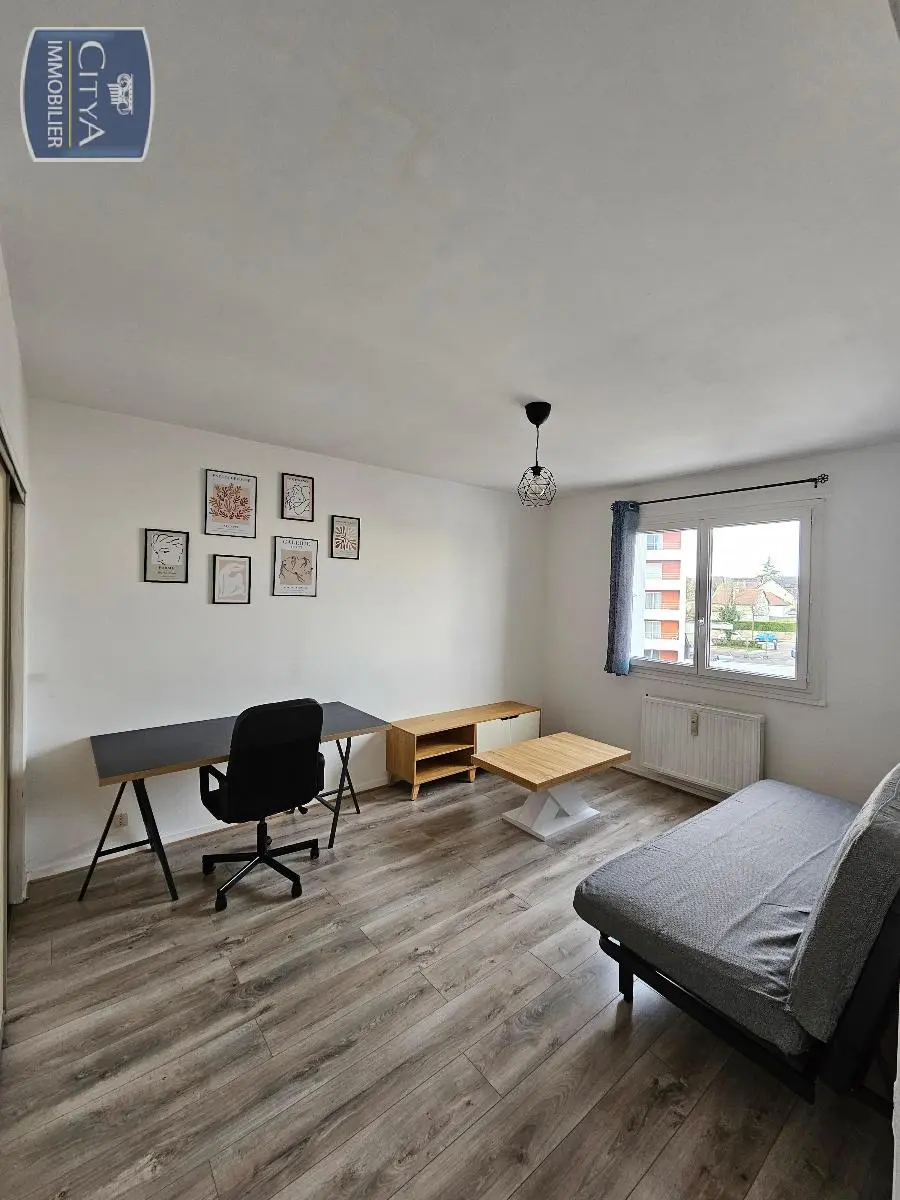 Photo 1 Appartement 1 pièce 28.07m²