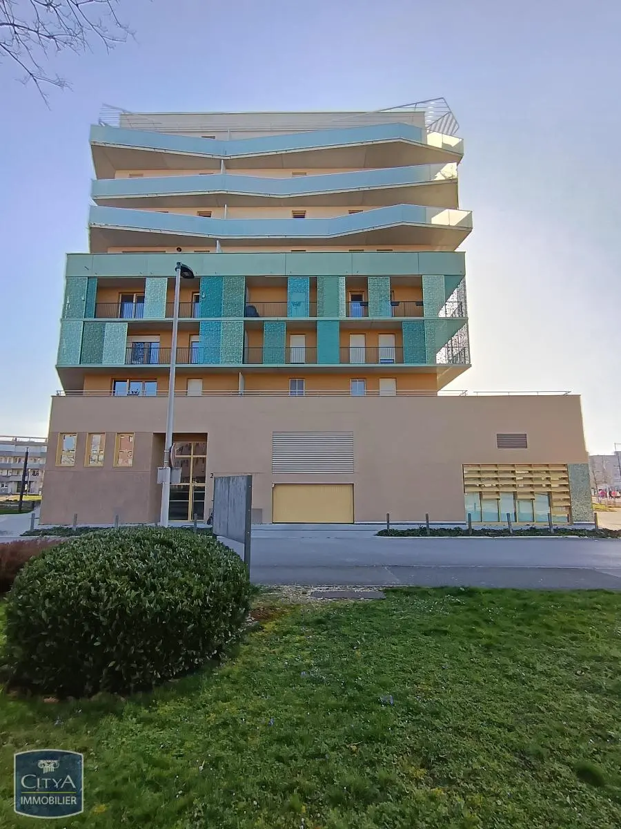 Photo 1 Appartement 1 pièce 19.7m²