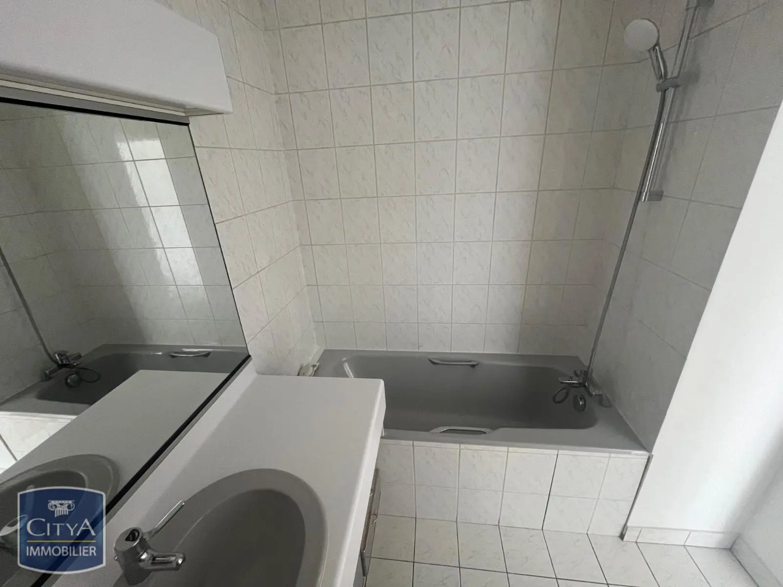 Photo 10 Appartement 4 pièces 91.76m²