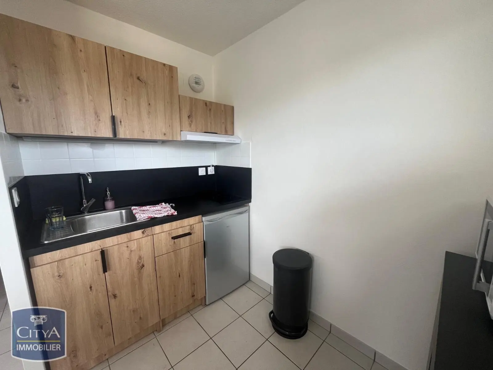 Photo 3 Appartement 1 pièce 28.07m²