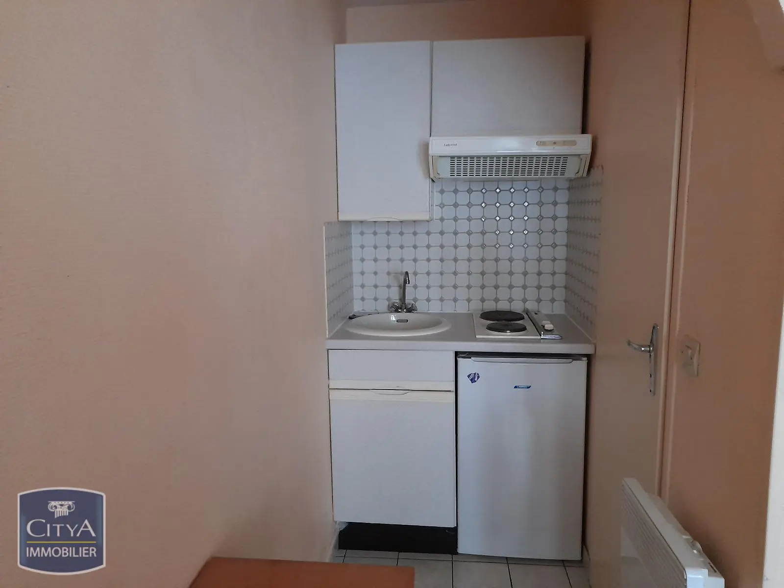 Photo 1 Appartement 1 pièce 13.12m²