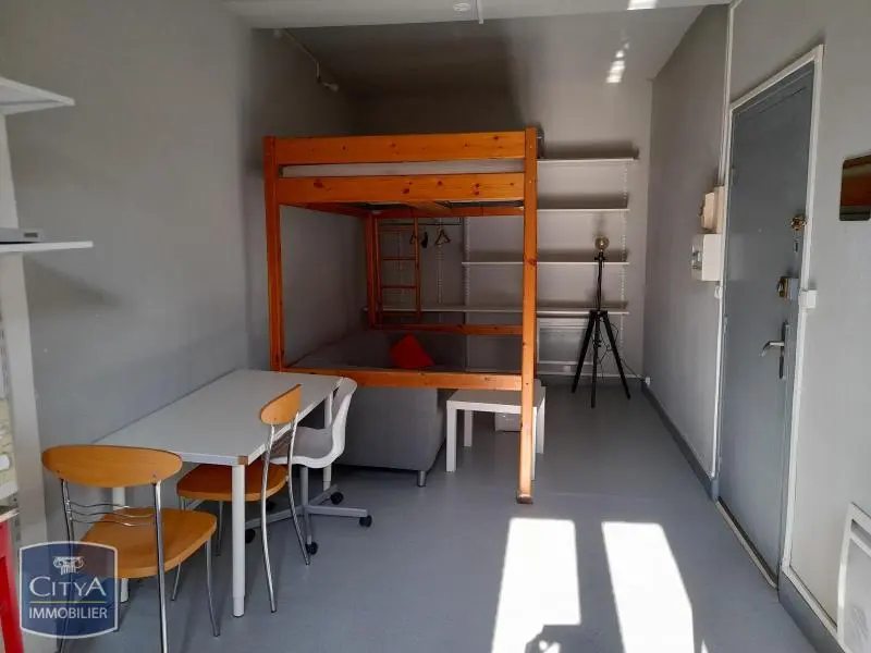 Photo 2 Appartement 1 pièce 21m²