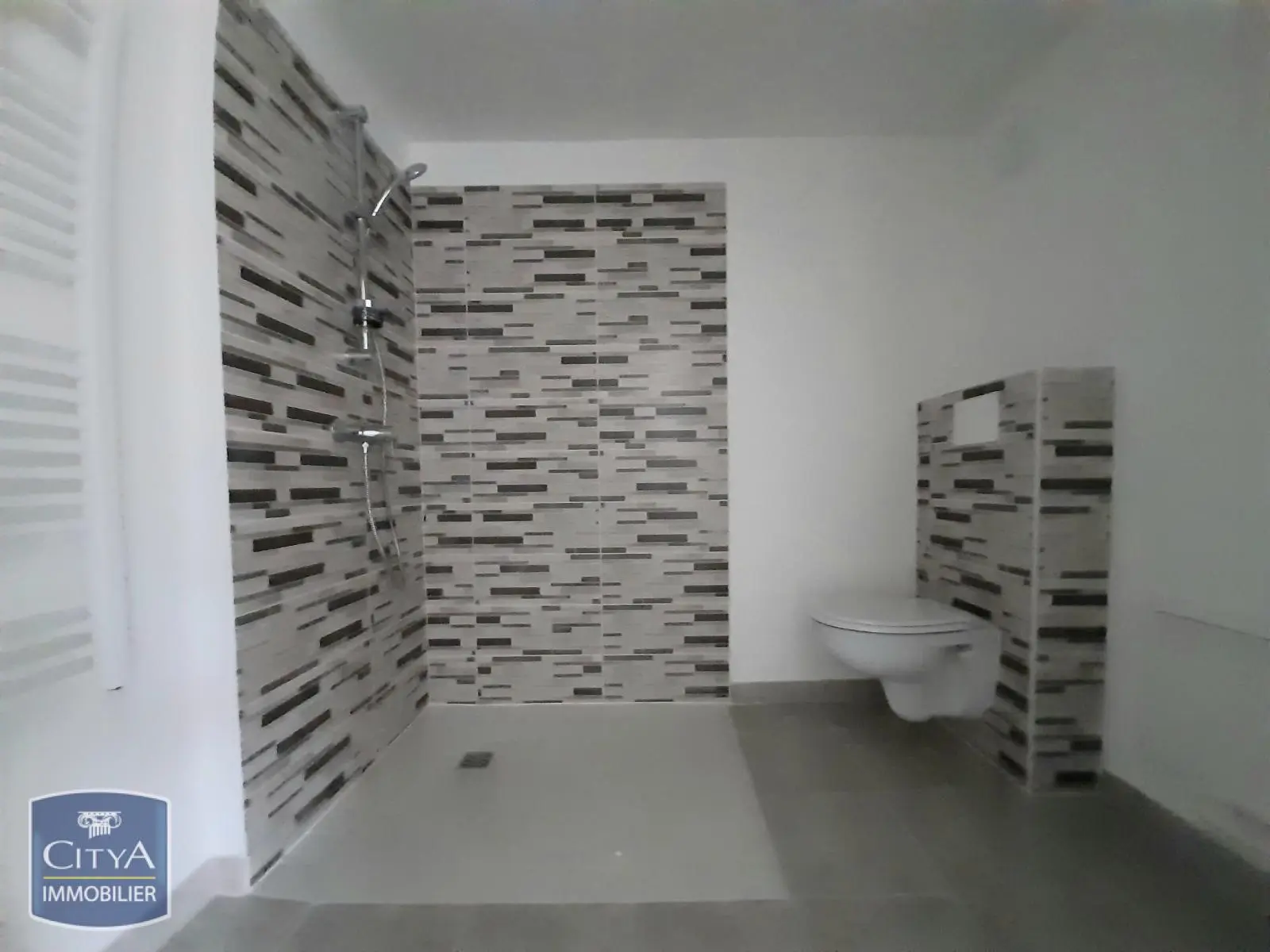 DEUX PIECES A LOUER DIJON