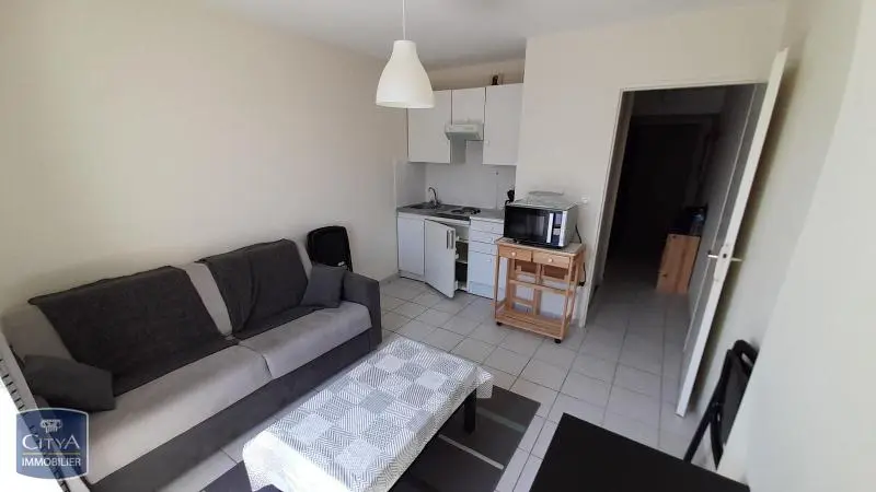 Photo 2 Appartement 1 pièce 20.18m²