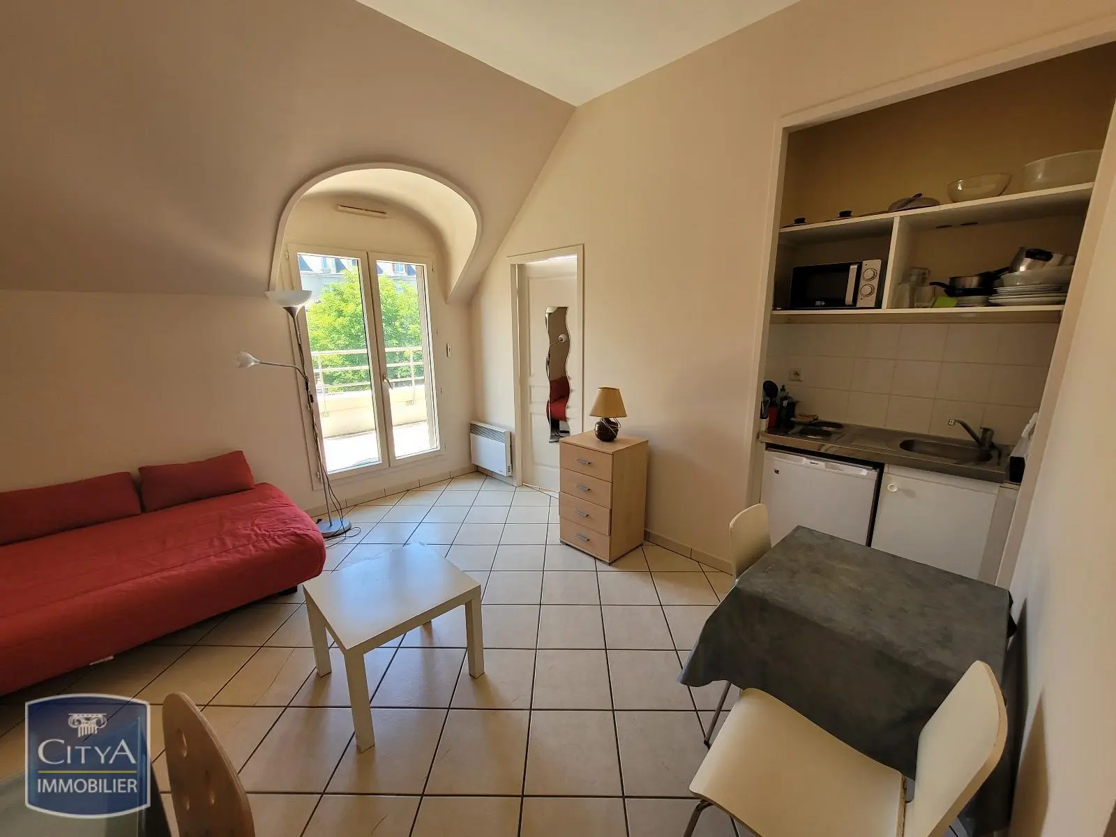 Photo 1 Appartement 1 pièce 20.04m²