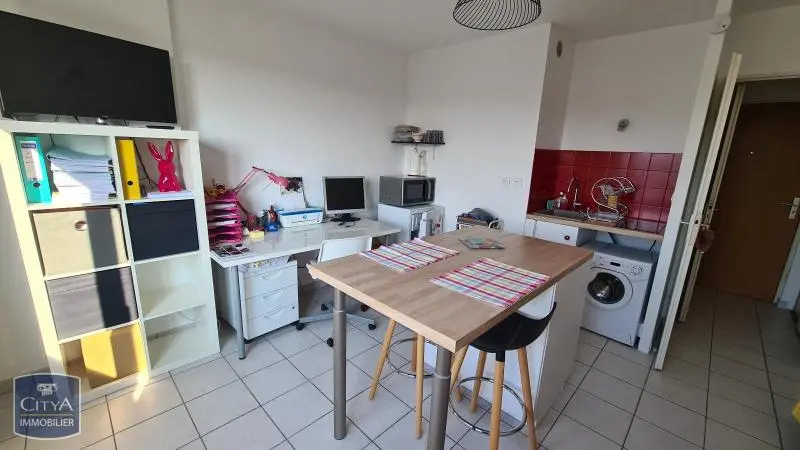 Photo 1 Appartement 1 pièce 23.13m²