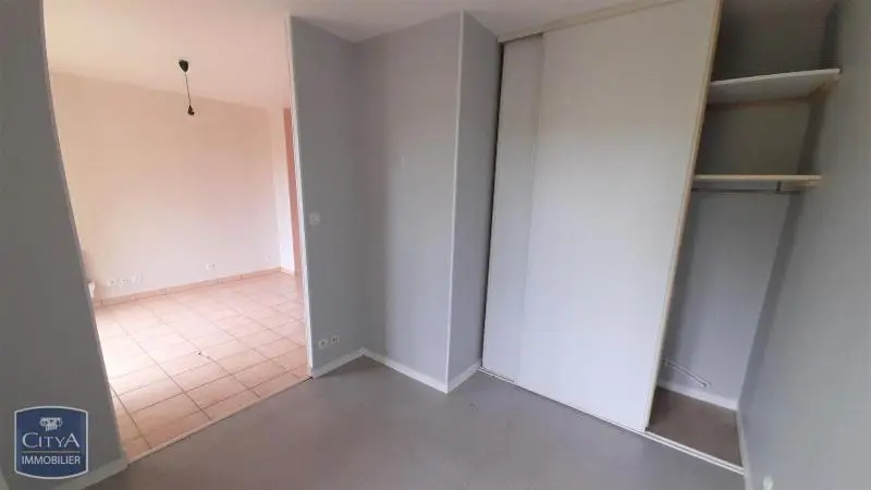 Photo 3 Appartement 1 pièce 27.4m²