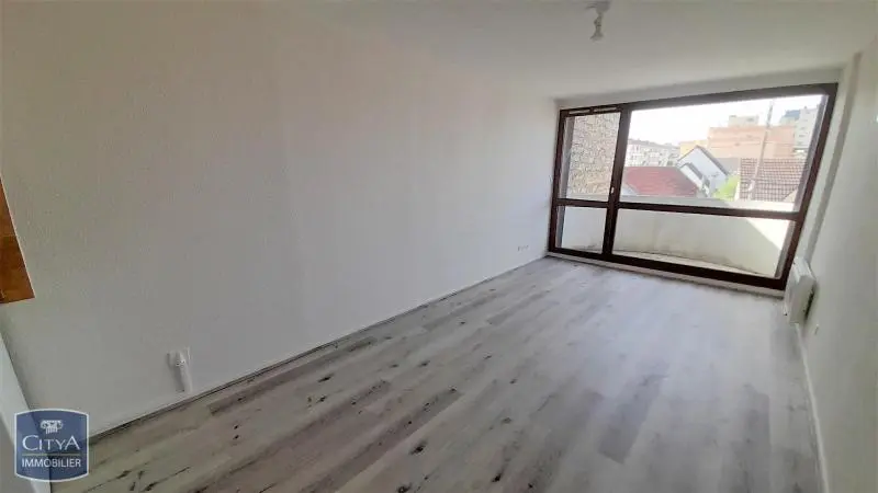 Photo 2 Appartement 1 pièce 25.6m²