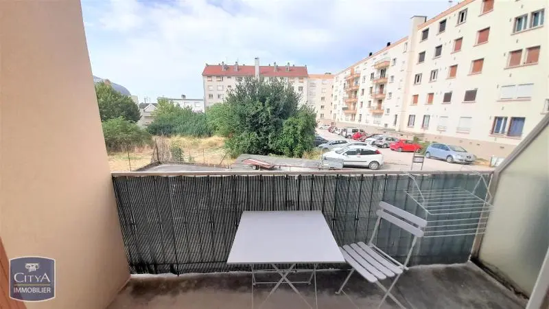 LOCATION MEUBLE UNE PIECE PROCHE UNIVERSITE