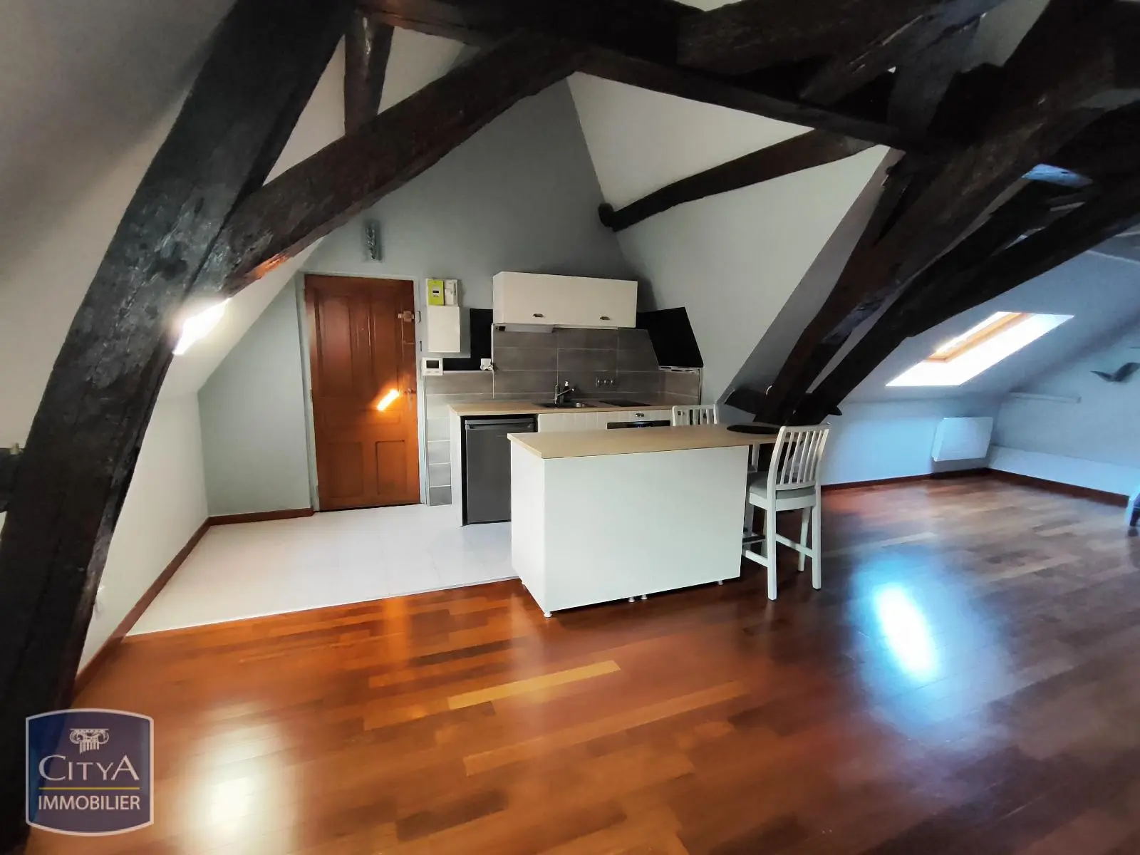 Photo 1 Appartement 1 pièce 28.62m²