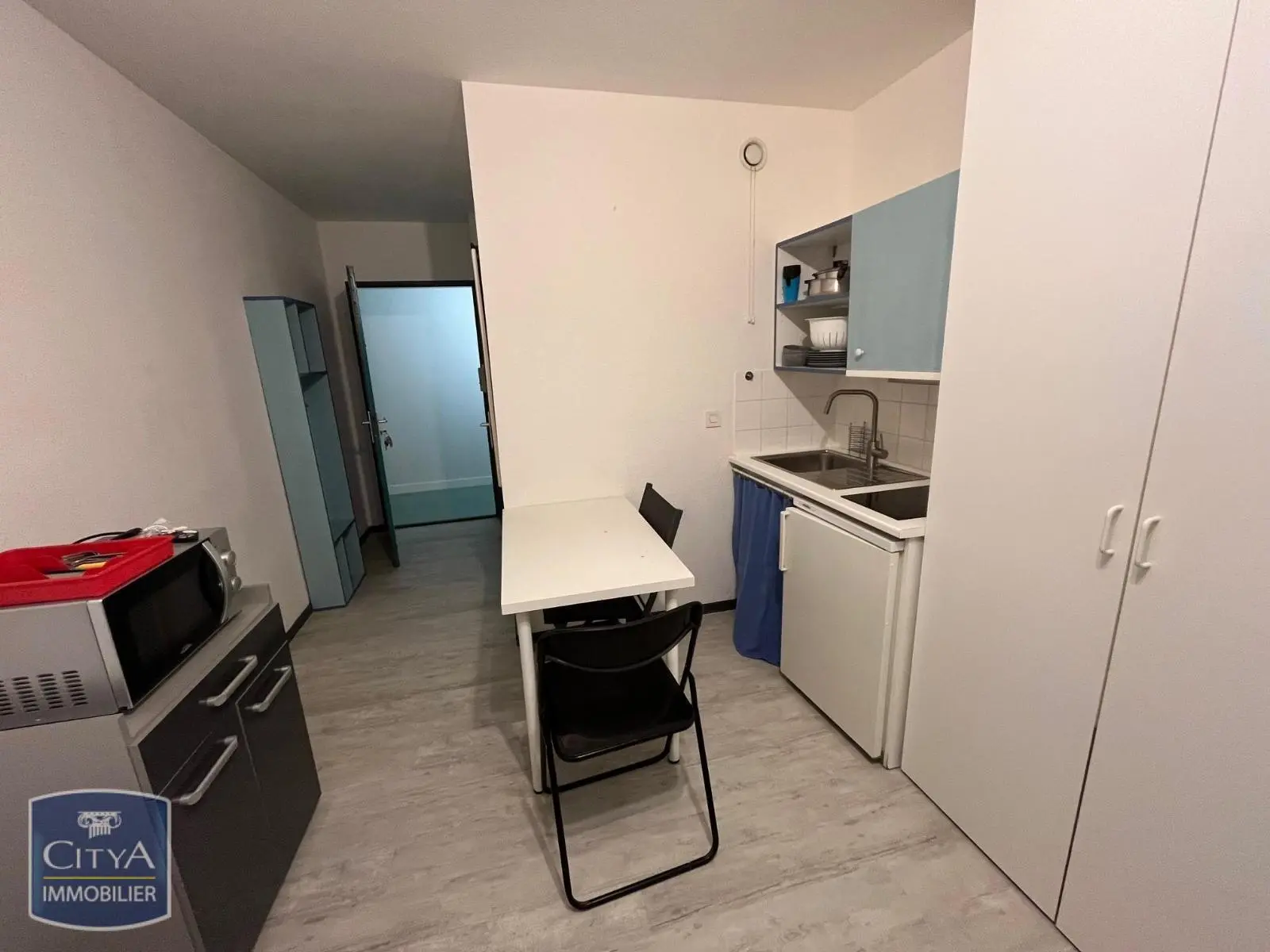 Photo 1 Appartement 1 pièce 18.16m²