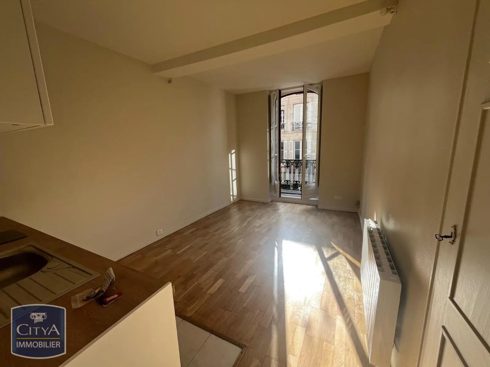 Photo 1 Appartement 1 pièce 18.26m²